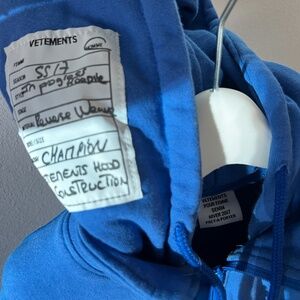 Vetements X Champion Hoodie (M) - Gem